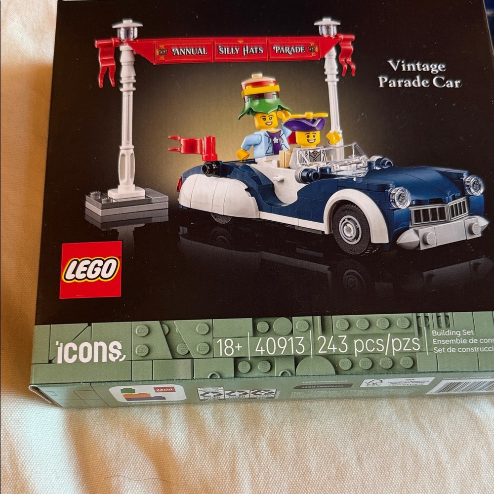 LEGO Icons 40913 Vintage Parade Car Set - Blue and White